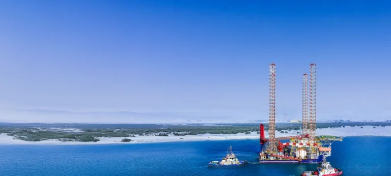 أدنوك للإمداد والخدمات