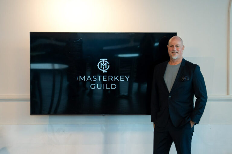 غلين نوبز مؤسس منصة ذا ماستر كي غيلد