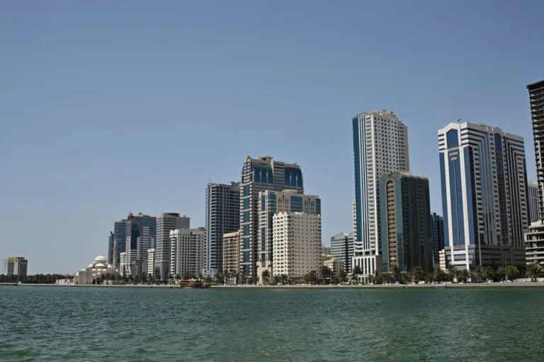 الإمارات