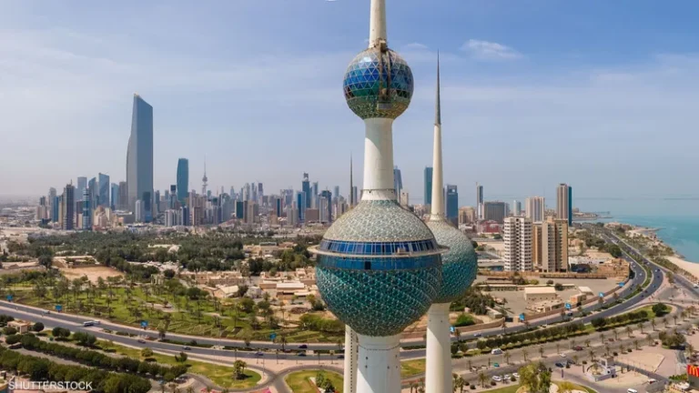 مستقبل مرن: انكماش الاقتصاد الكويتي مؤقت ورهين بجيوسياسية مضيق هرمز الكويت