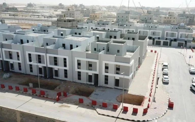السعودية تضيّق منافذ التحايل على رسوم الأراضي البيضاء بالخيار الفاصل “التطوير أو السداد” الرياض