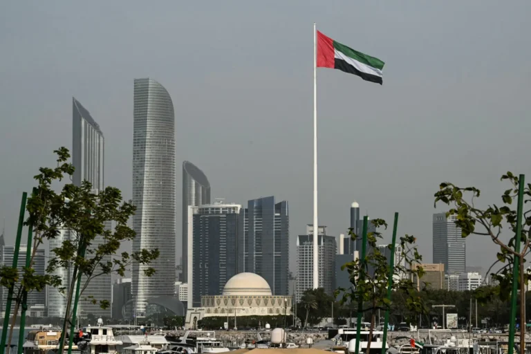 الإمارات