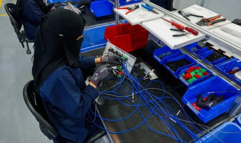 السعودية تُسرّع توطين صناعة المياه بـ 7 مصانع جديدة لتعزيز سلاسل الإمداد والأمن المائي